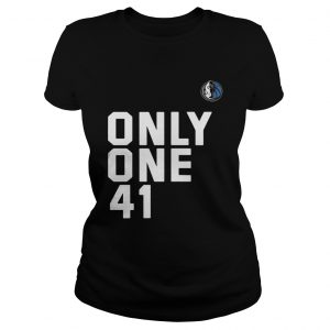 Dallas Mavericks Dirk 41.21.1 Only One 41 Ladies Tee